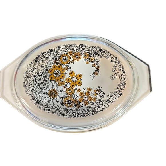 Vintage Floral Bubbles Casserole 2.5 QT Yellow Oval Original Floral Lid - Picture 2 of 8